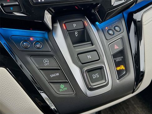 New 2026 Honda Odyssey Elite image 17