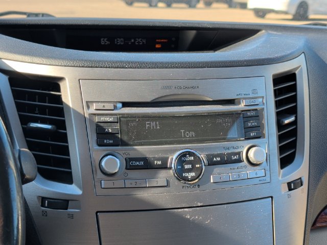 Used 2011 Subaru Outback 2.5i Limited AWD/4WD image 21