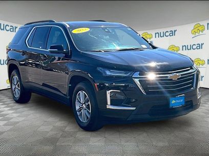 Used 2023 Chevrolet Traverse LT