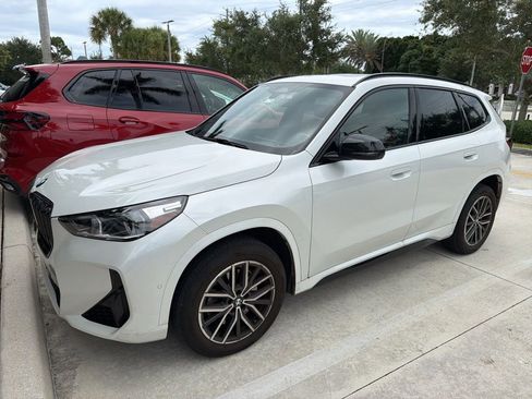 Certified 2023 BMW X1 xDrive28i w/ M Sport Package AWD/4WD image 3