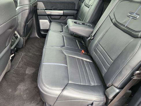 Used 2025 Ford F250 Platinum AWD/4WD image 31