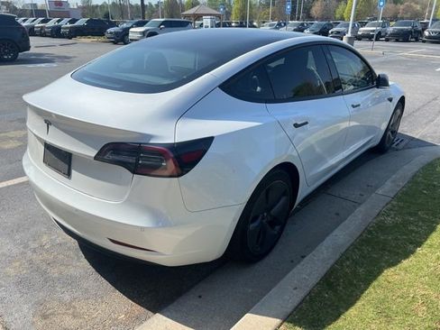 Used 2019 Tesla Model 3 Mid Range image 4