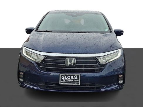 Used 2024 Honda Odyssey Touring image 2