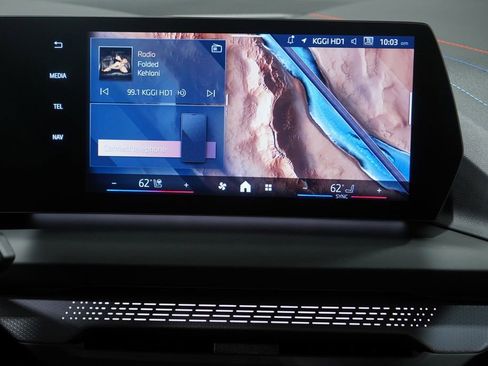 Used 2025 BMW 228i xDrive w/ M Sport Package image 12