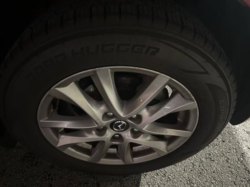 Used 2016 MAZDA MAZDA3 i Sport w/ Preferred Equipment Package image 12