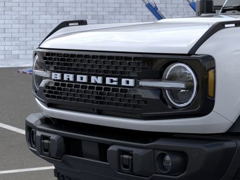 New 2026 Ford Bronco Badlands w/ Black Appearance Package AWD/4WD image 19