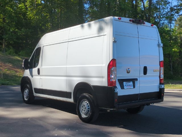 Used 2025 RAM ProMaster 2500 w/ Convenience Group FWD image 11
