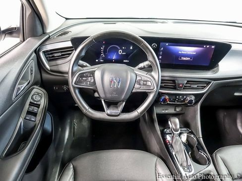 Used 2024 Buick Encore GX Sport Touring image 12