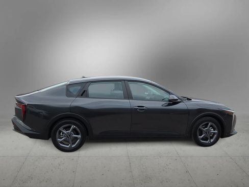 Used 2025 Kia K4 FWD image 9