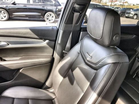 Used 2024 Cadillac XT5 Sportv w/ LPO, Floor Liner Package AWD/4WD image 23