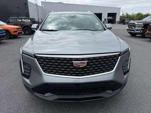 Used 2025 Cadillac XT4 Premium Luxury AWD/4WD image 8