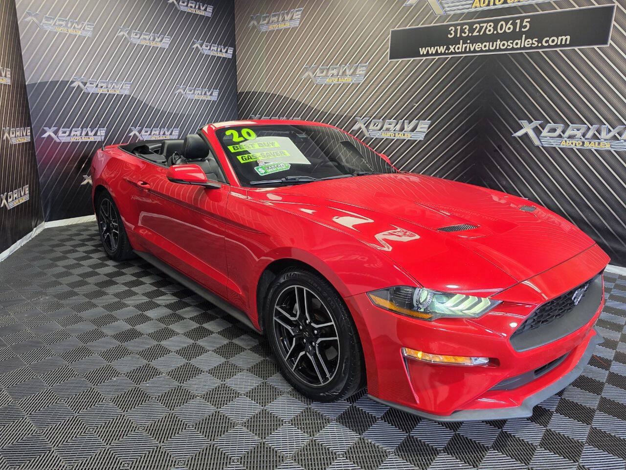 Used 2020 Ford Mustang Premium RWD image 7