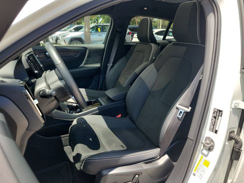 Used 2023 Volvo C40 P8 Recharge Ultimate w/ Protection Package Premier AWD/4WD image 16