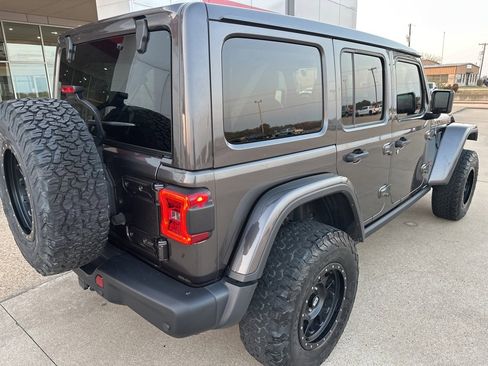 Used 2019 Jeep Wrangler Unlimited Rubicon image 7
