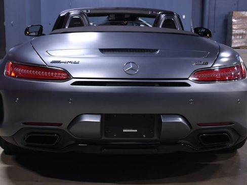 Used 2018 Mercedes-Benz AMG GT C image 11