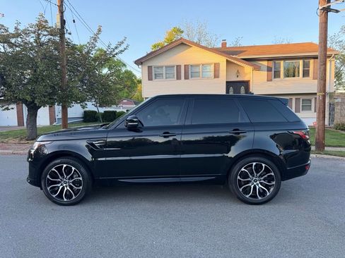 Used 2019 Land Rover Range Rover Sport HSE AWD/4WD image 4