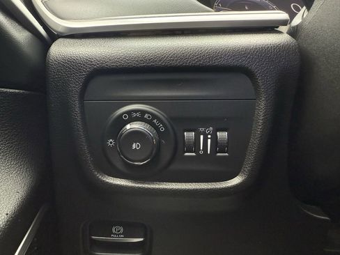 Used 2021 Jeep Grand Cherokee L Limited image 17