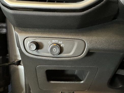 Used 2023 Chevrolet TrailBlazer LS image 18