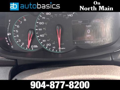 Used 2021 Chevrolet Trax LT FWD image 28