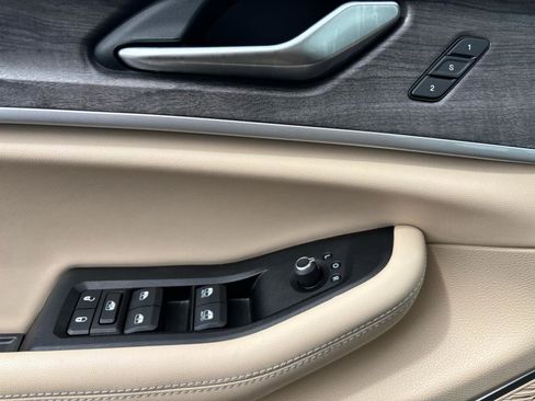 Used 2022 Jeep Grand Cherokee Limited image 14