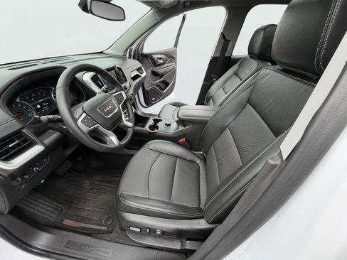 Used 2024 GMC Terrain SLT w/ Infotainment Package II AWD/4WD image 14