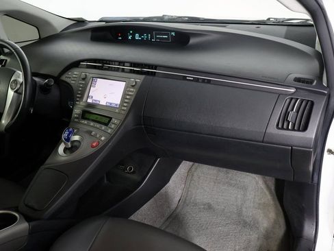 Used 2013 Toyota Prius Four w/ Deluxe Solar Roof Pkg image 7