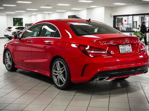 Used 2019 Mercedes-Benz CLA 250 4MATIC image 8
