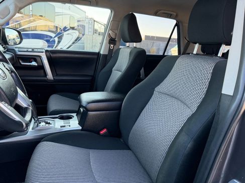 Used 2019 Toyota 4Runner SR5 AWD/4WD image 16