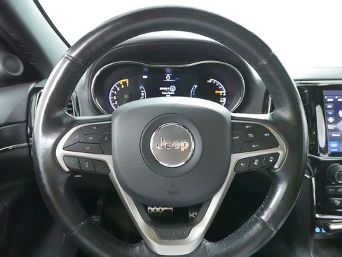 Used 2020 Jeep Grand Cherokee High Altitude AWD/4WD image 12