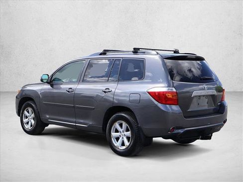 Used 2010 Toyota Highlander 4WD image 8