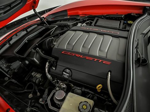 Used 2015 Chevrolet Corvette Stingray Coupe RWD image 12