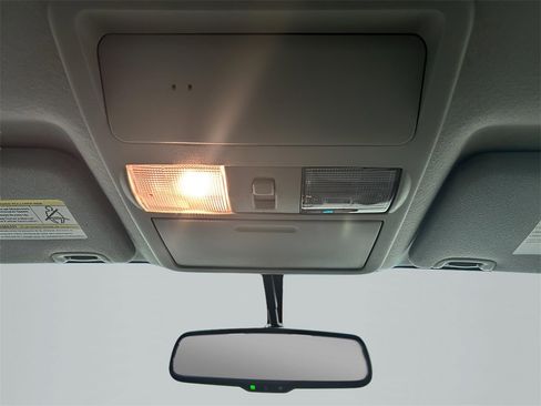 Used 2016 Nissan Frontier SV w/ SV Value Truck Package image 12