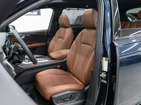 Used 2025 Audi Q7 2.0T Premium Plus w/ Premium Plus Package AWD/4WD image 9
