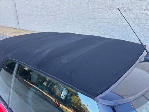 Used 2005 MINI Cooper Convertible image 17