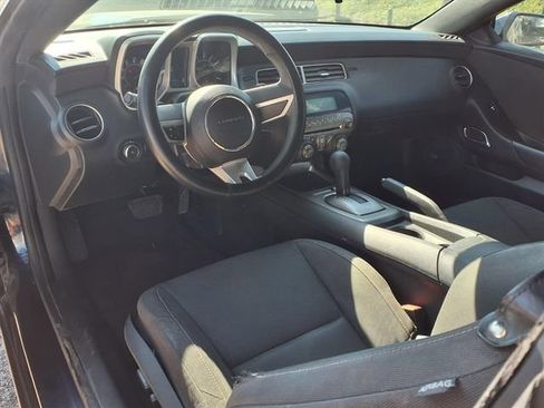 Used 2011 Chevrolet Camaro LT RWD image 8