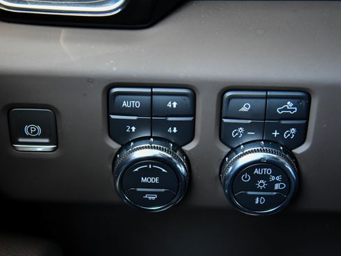 Used 2023 GMC Sierra 1500 Denali w/ Denali Reserve Package image 46