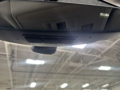 Certified 2021 Volkswagen Tiguan SE AWD/4WD image 26