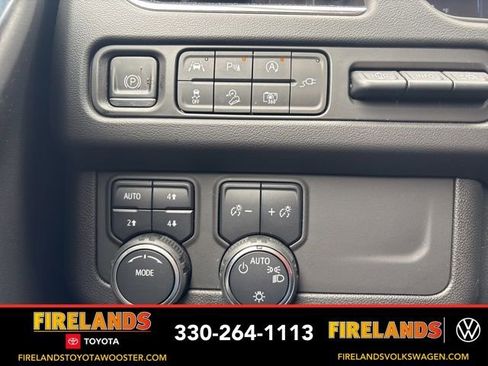 Used 2022 Chevrolet Tahoe High Country image 13