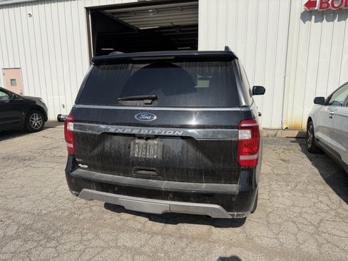 Used 2021 Ford Expedition XLT AWD/4WD image 12