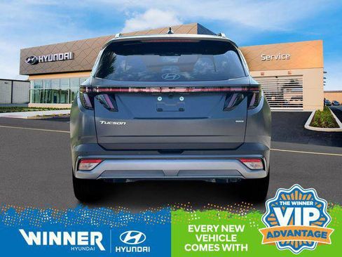 New 2025 Hyundai Tucson Limited image 7