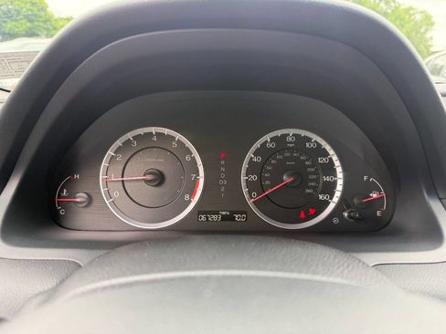 Used 2010 Honda Accord EX-L image 16