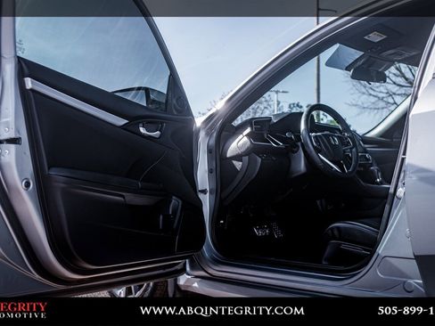 Used 2020 Honda Civic Sport image 16