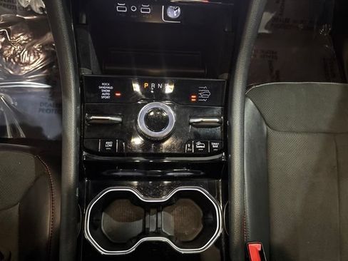 Used 2022 Jeep Grand Cherokee Trailhawk AWD/4WD image 32