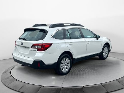 Used 2018 Subaru Outback 2.5i AWD/4WD image 7
