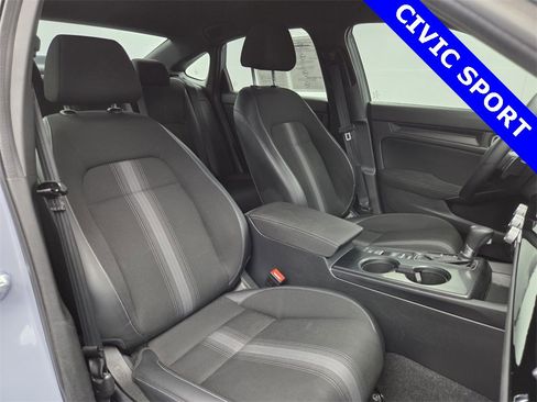Used 2022 Honda Civic Sport image 15