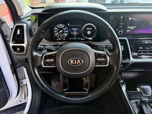 Used 2021 Kia Sorento SX Prestige image 11
