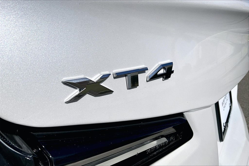Used 2024 Cadillac XT4 Sport FWD image 32