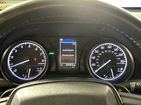Used 2023 Toyota Camry SE w/ Convenience Package FWD image 15