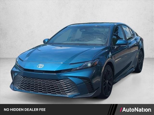 Certified 2025 Toyota Camry SE FWD image 1