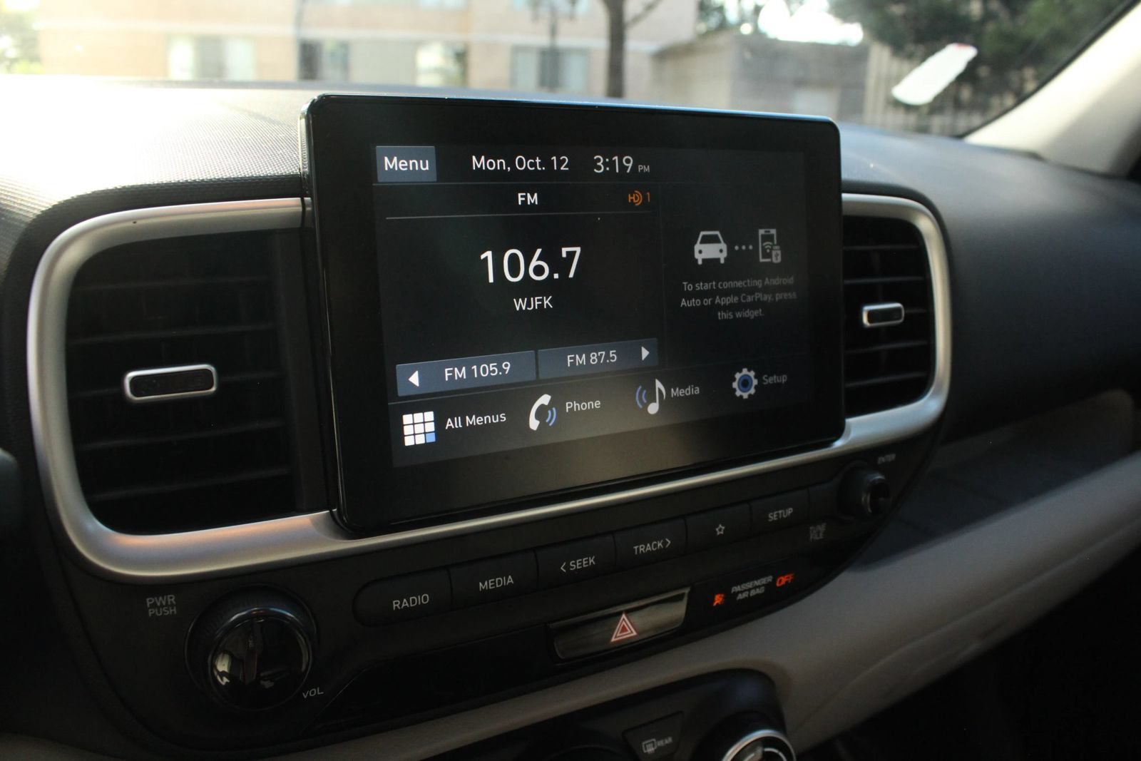 Used 2026 Hyundai Venue SEL FWD image 34
